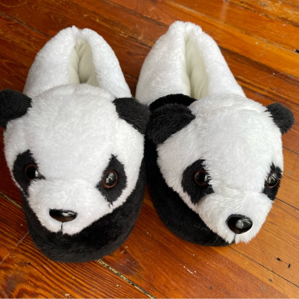 Panda Slippers - Picture 6 of 9